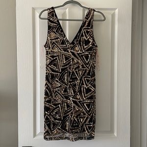 Forever 21 Black and Gold Sequin Dress